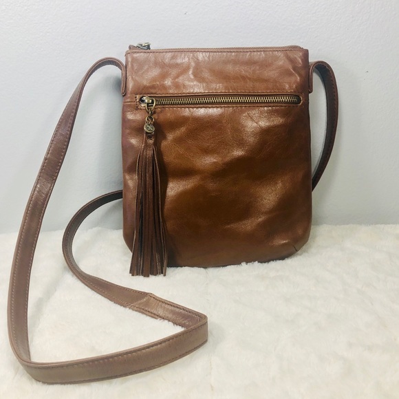 HOBO Handbags - HOBO Tan Leather Crossbody